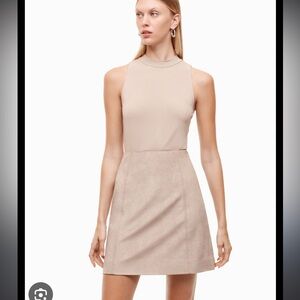 Aritzia Babaton Hopper Skirt